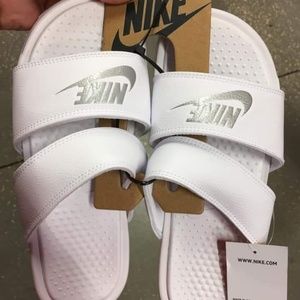 Woman Nike Sliders